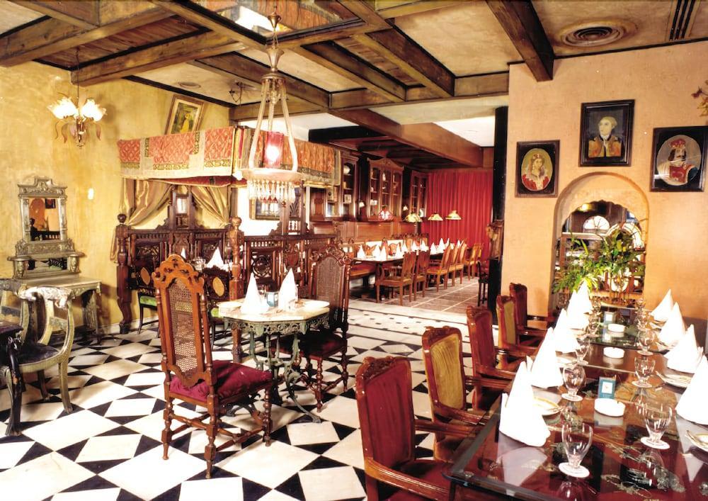 Hotel Broadway Delhi 外观 照片