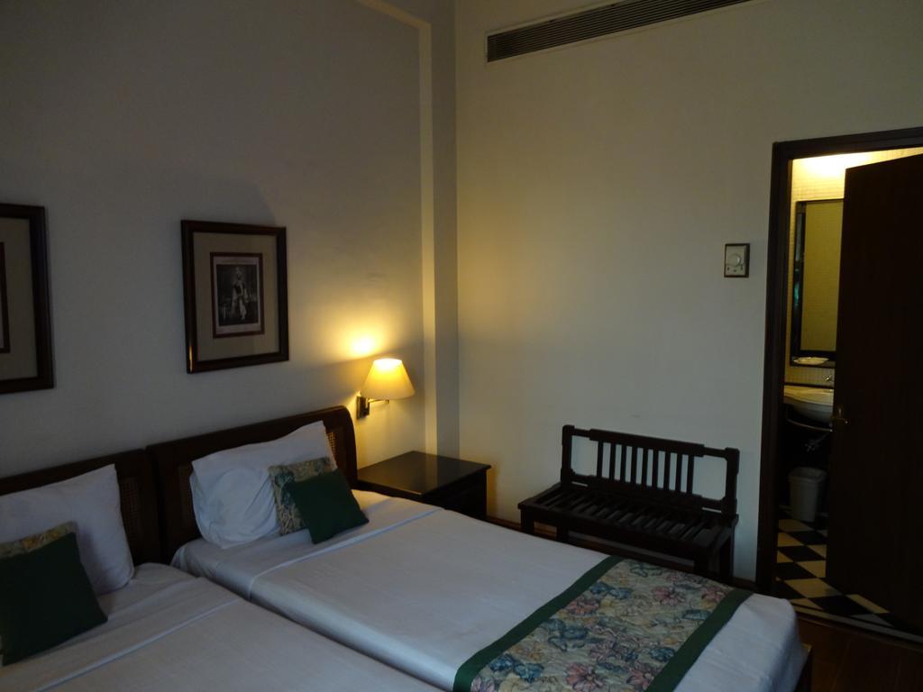 Hotel Broadway Delhi 外观 照片