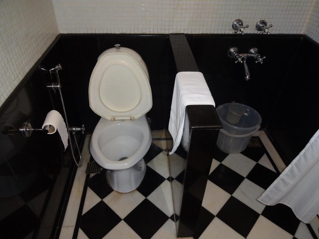 Hotel Broadway Delhi 外观 照片