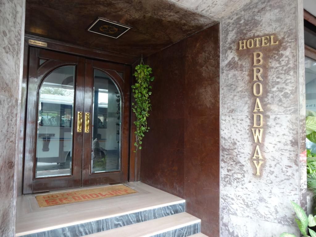 Hotel Broadway Delhi 外观 照片