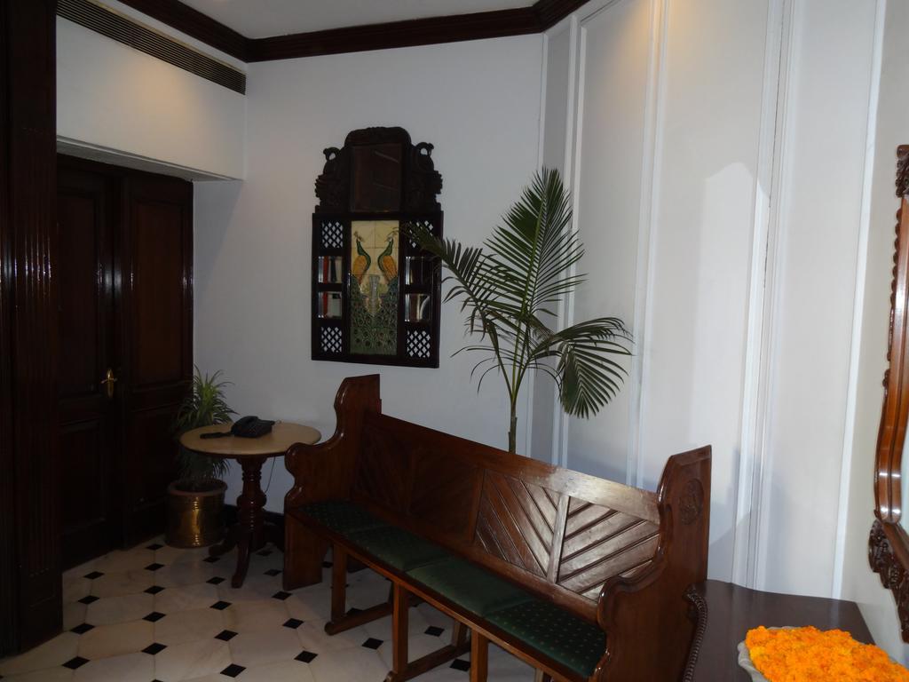 Hotel Broadway Delhi 外观 照片